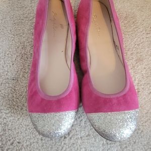 Girl pink flats